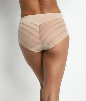 Diam's Control tummy slimming knickers in nude