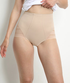 Diam's Control high rise tummy flattening knickers in nude