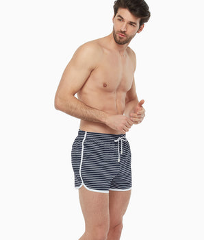 Kurze Herrenbadehose mit weißen und blauen Streifen