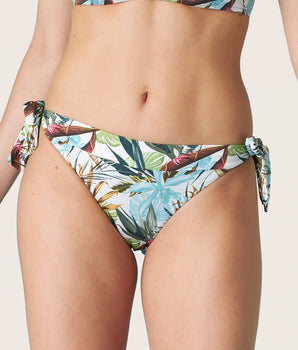 Bikini con estampado tropical y detalles de lazos