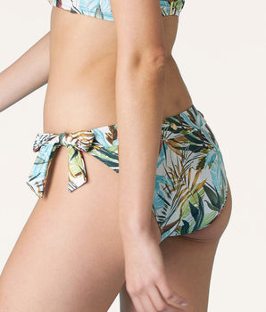 Bikini con estampado tropical y detalles de lazos