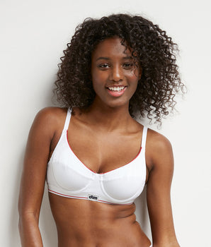 Dim Heritage underwire full cup bra and tricolour basque