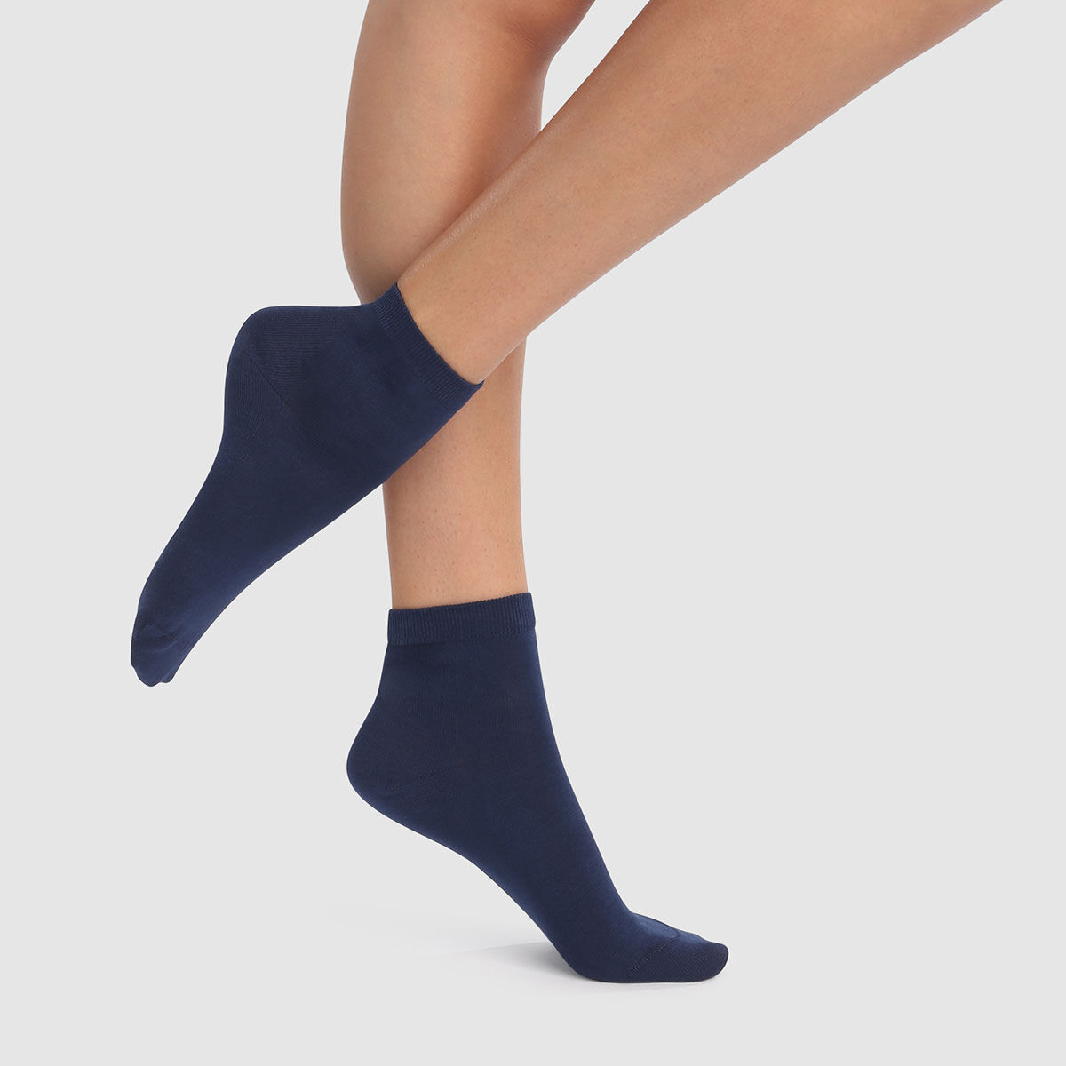 womens navy ankle socks