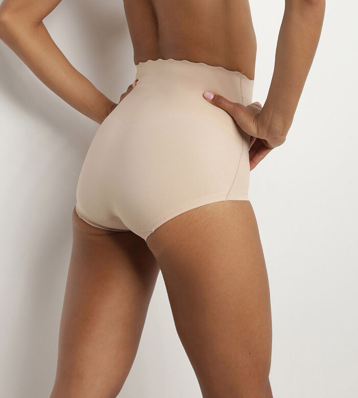 Diam's Control high rise tummy flattening knickers in nude