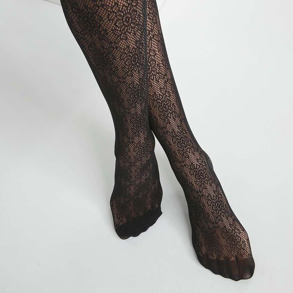 Types of Stockings: From Lace to Fishnet Styles